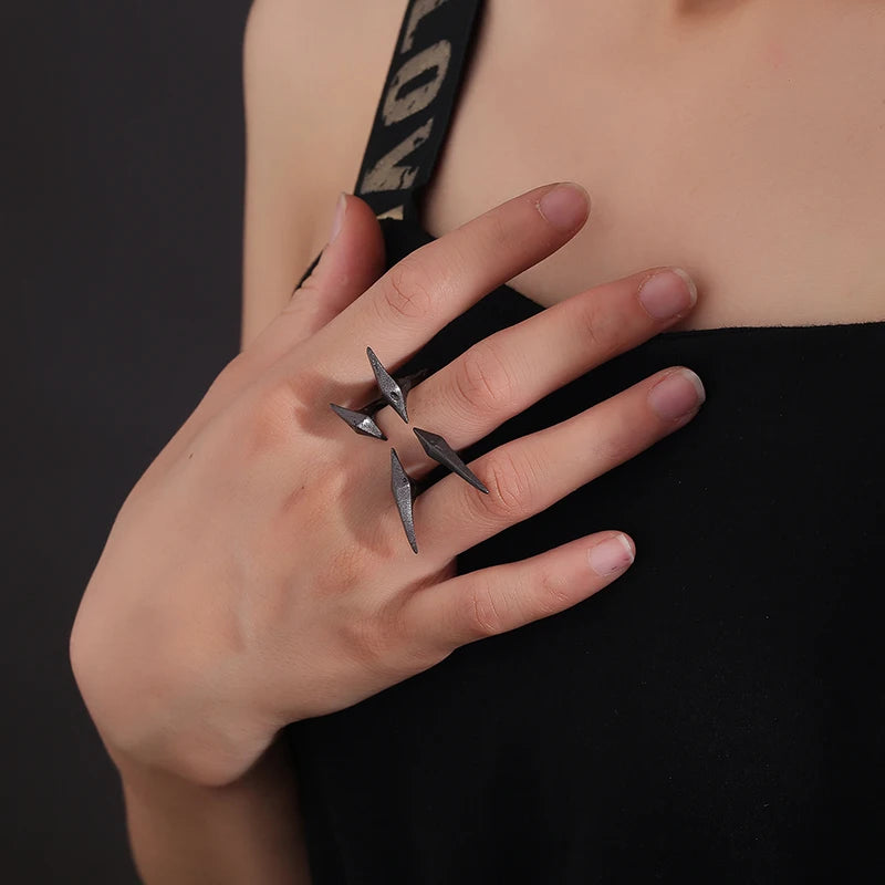 Gothic Punk Claw Cosplay Ring Unisex Alloy Opening Adjustable Rings Hip-pop Jewelry Halloween Party Accessories Prop Gift