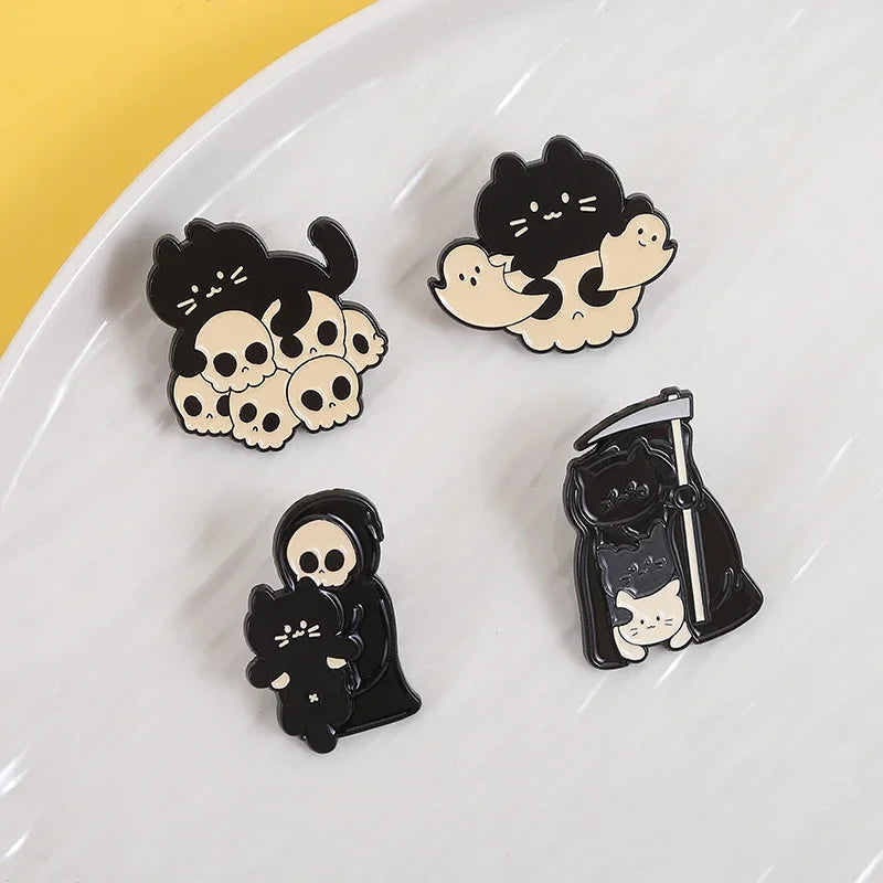 Halloween Skull Ghost Enamel Pins Stay Weird Letters Brooch Cartoon Cloak Black Cat Bone Coffin Sickle Lapel Badges Jewelry Gift